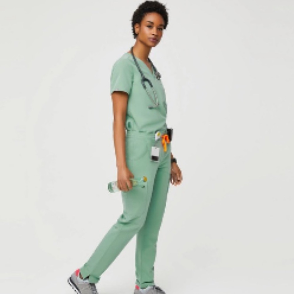 figs jade set